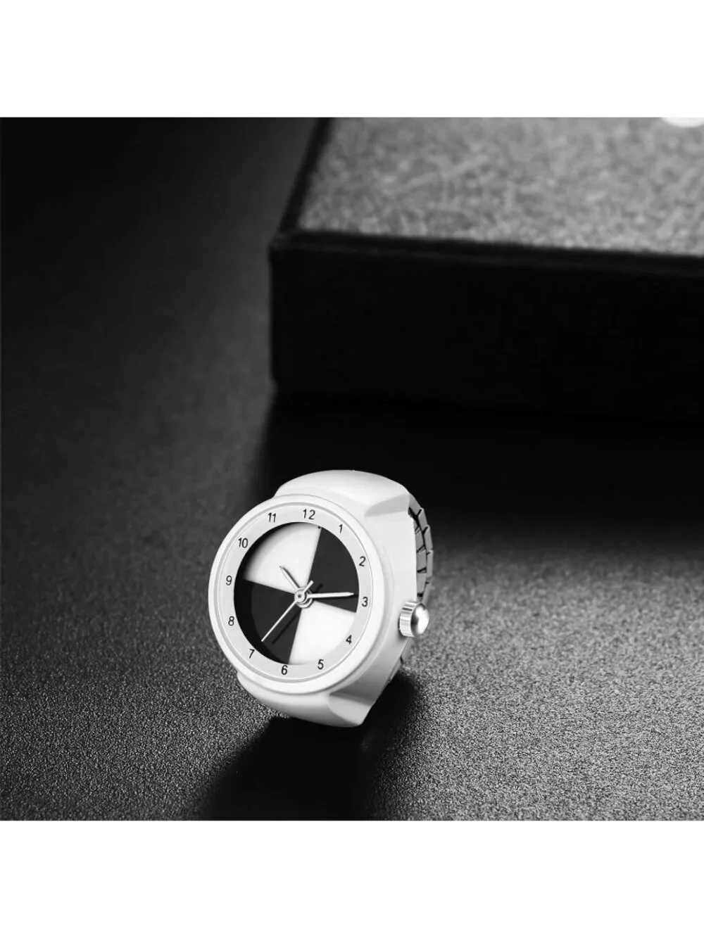 Unisex White Analog Quartz Stretchy Band Elastic Round Classic Finger Ring Watch